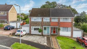 104, Alexander Road, Neath SA10 8EG