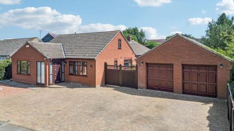 Silver End Road, Haynes, MK45