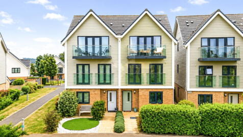 Gatton Park Lane, Brighton, BN1 5BQ