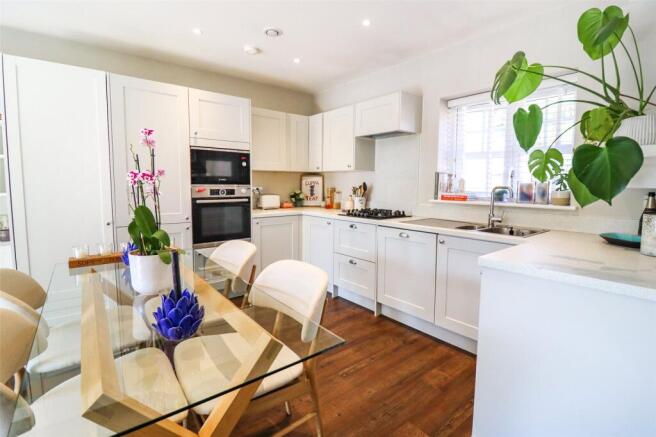 Kitchen/ Living Area
