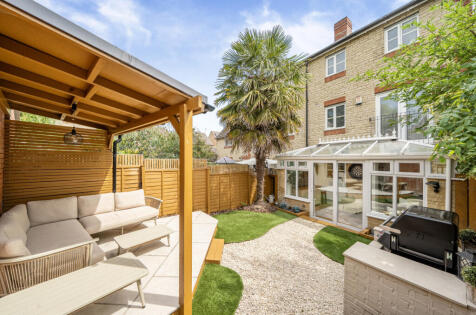 Sanderling Close, Bicester, Oxfordshire