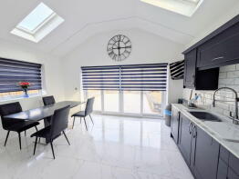 27, School Road, Cwmllynfell, Swansea SA9 2WD