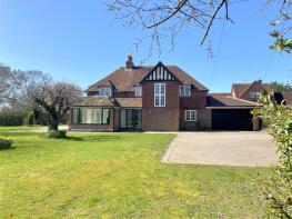 Trimworth, Main Road, Edenbridge TN8 6SR
