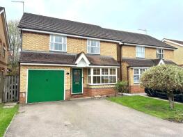 3, Hadland Close, Bovingdon, Hemel Hempstead HP3 0UD