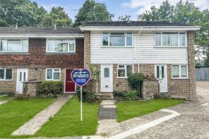 16, Compton Close, Hook RG27 9QB