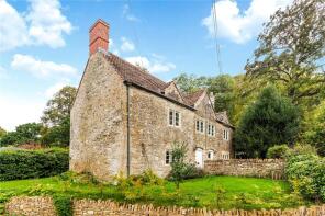 3 Holly Tree Cottage, Lower Street, Chippenham SN14 8EU