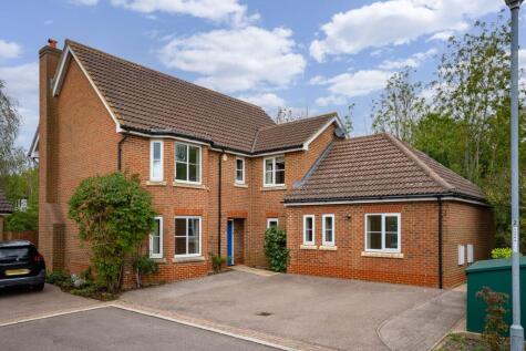 Akerly Drive, Lower Cambourne, CB23