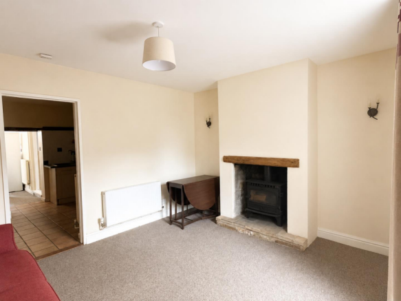Living Room (2)