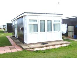 1, Prairie Lane, Miami Beach, Mablethorpe LN12 2LB