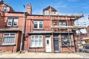 4, Athlone Grove, Armley, Leeds LS12 1UD