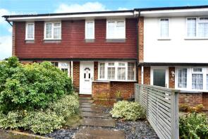 3, Trent Way, Worcester Park KT4 8TW