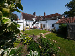 The Corner House, Bruisyard Road, Saxmundham IP17 2AZ