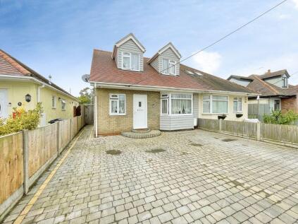 Harwich Road, Little Clacton, CO16 9NE