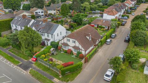 Dunstable Road, Redbourn, St. Albans, AL3
