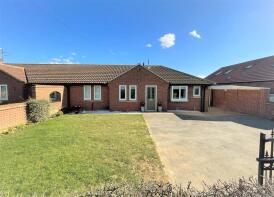 2, Sedgebrook Road, Grantham NG32 2DW