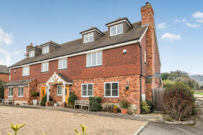Maple House, Church Lane, Trottiscliffe, West Malling ME19 5EB