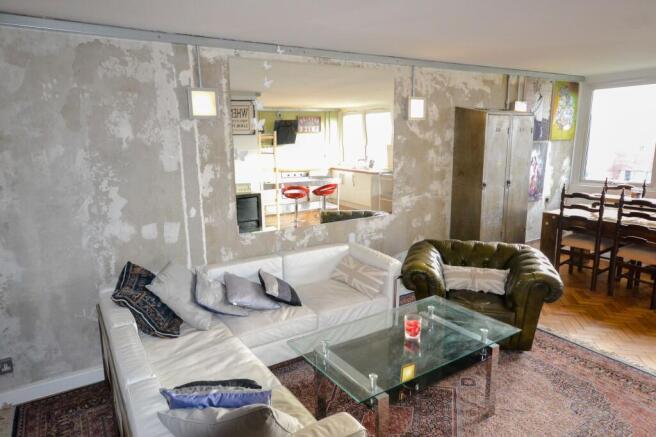 Lounge 2