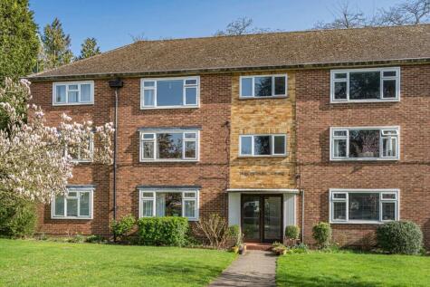 Christchurch Road, Virginia Water, Surrey, GU25