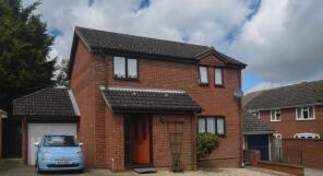 2, Kingfisher Close, Ashford TN24 0TW