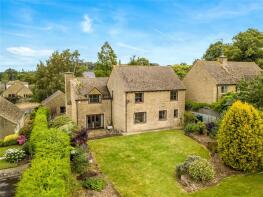 Longmoor, Kingham Road, Chipping Norton OX7 6NE