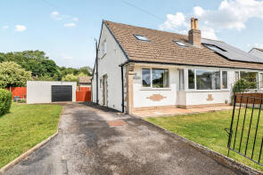 34, Newcroft, Carnforth LA5 9QB
