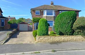 4, Cornmill Crescent, Liversedge WF15 7DU