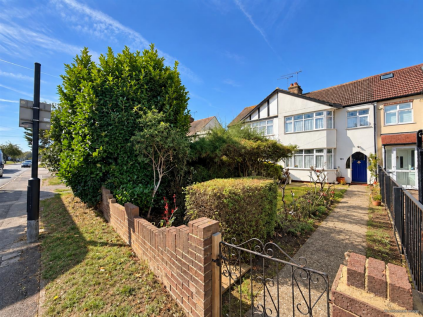 Sewardstone Road, London