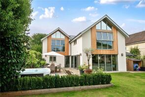 16 Craigiemar, Milford Road, Lymington SO41 8DJ