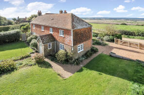 Waggoners, Wittersham Road, Tenterden TN30 7HB