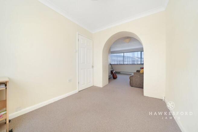 100 Millfield, Sittingbourne - Dining room