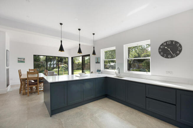 Kitchen/Dining