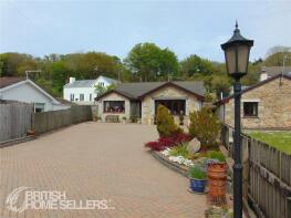 The Willows, Riverside, Hayle TR27 5JD