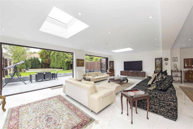 Triple Reception Rm