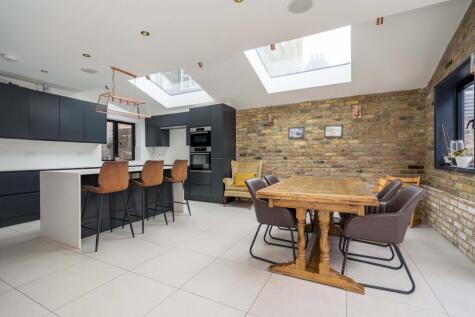 Fernhead Road, London, W9