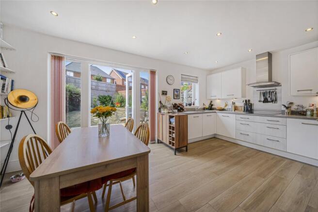 Kitchen/Dining