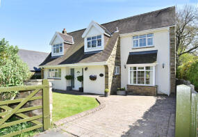 Moorland Cottage, Pannal Road, Harrogate HG3 1DR