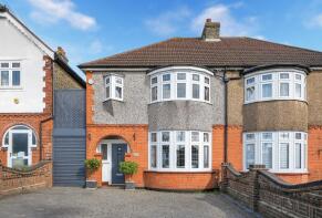 284, Collier Row Lane, Romford RM5 3NL