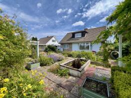 10, North Road, Taunton TA4 4SN