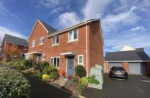 11, St Georges Lane, Holcombe EX7 0GJ