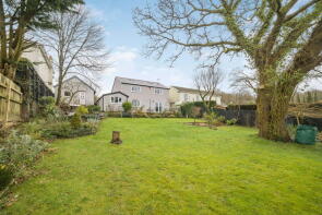 5, Railway View, Blackwood NP12 3UR