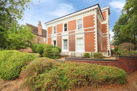 Lucas Court, Leamington Spa, Warwickshire, CV32