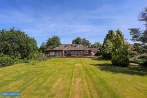 Deacons Close House, Nailsbourne Road, Nailsbourne, Taunton TA2 8AG