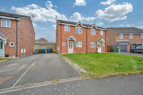 15, Castlemill Close, Weston, Stafford ST18 0GJ