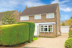 22, Yew Tree Gardens, Harrogate HG2 9JU
