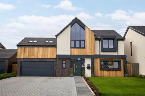 3, Parletts Drive, Attleborough NR17 1ZE