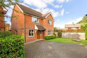 3, The Warren, Passfield, Liphook GU30 7RB