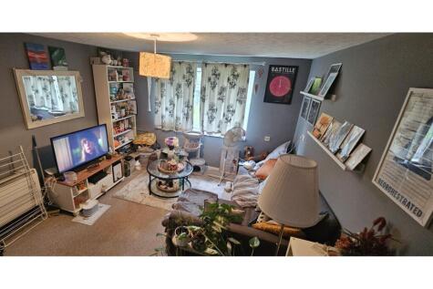 Fieldway, Haslemere, GU27