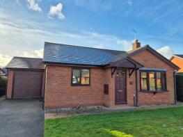 5, Maes Derw, Llanfechain SY22 6XN