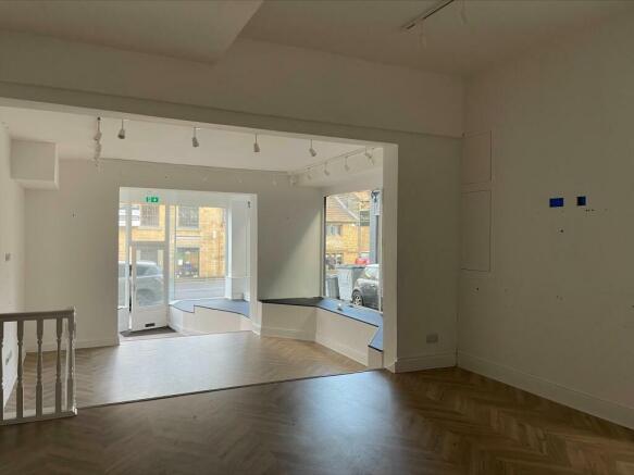 Photo 02