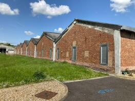 Flat 2, 3, Abingworth Crescent, Pulborough RH20 3GW